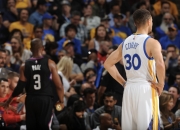 九游直播-伊拉克豪强狂胜对手，大破一路阻击