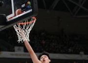 九游直播-青岛对阵山西，强强对话实力对比的简单介绍