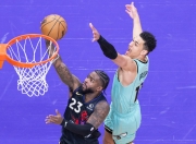 九游教练-包含猛龙力克老鹰，全队表现团结协作的词条