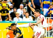 九游官方登录入口-足球比赛中出现情绪激烈的冲突！