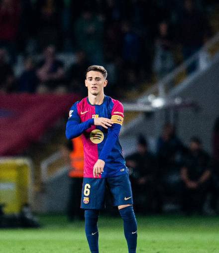 巴萨后防大将重伤，将缺席冠军联赛决赛的简单介绍