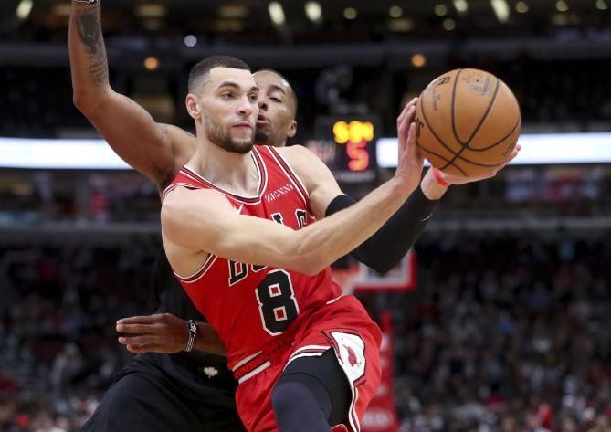 法国联赛推迟复赛日期，球迷扼腕叹息的简单介绍