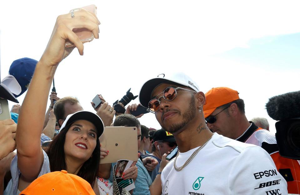 法国联赛推迟复赛日期，球迷扼腕叹息的简单介绍