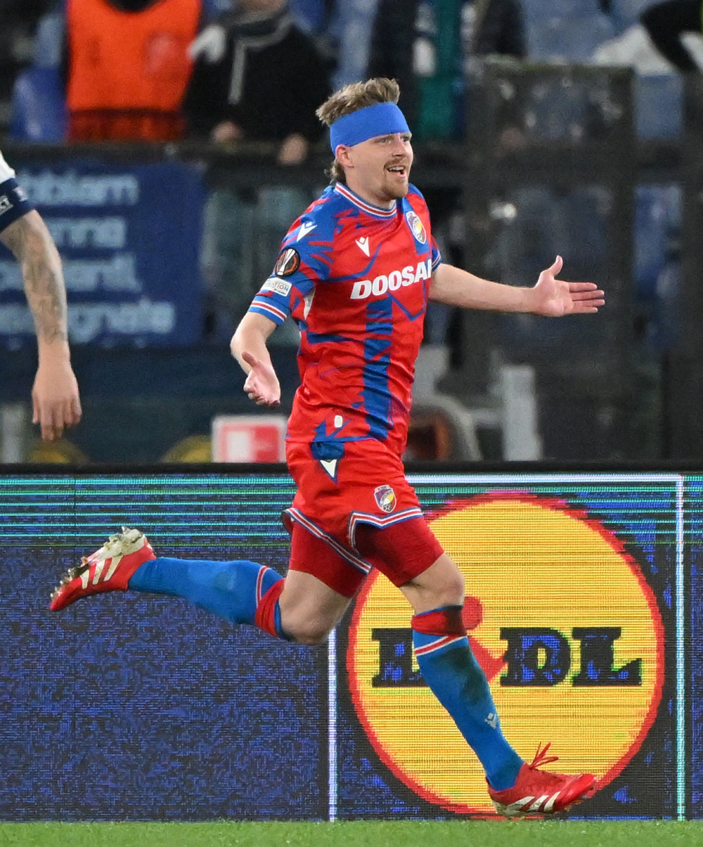 拉齐奥主场受挫,被佛罗伦萨逆转 拉齐奥主场受挫,被佛罗伦萨逆转