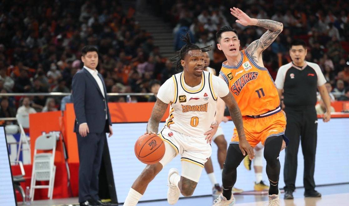 关于上海男篮主场失利,积分被超越的信息 关于上海男篮主场失利,积分被超越的信息