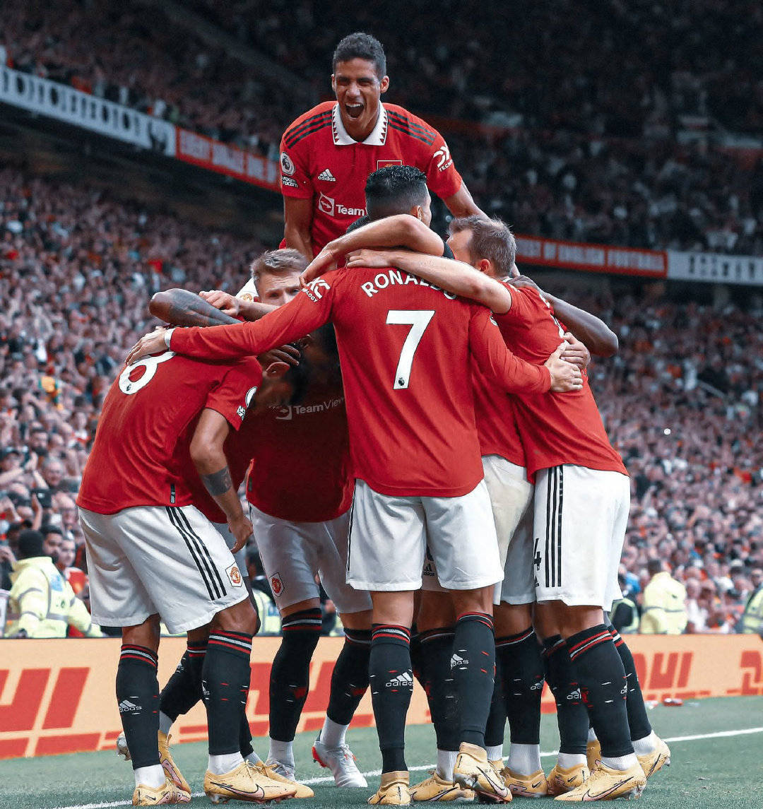 主场作战球队士气高昂连胜在望